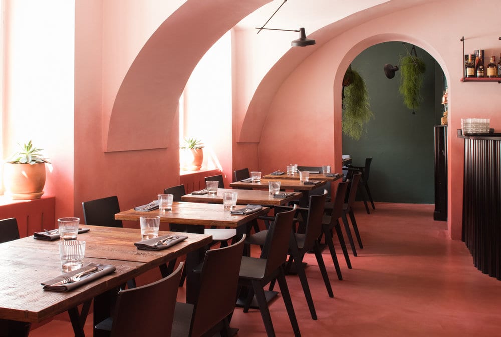 Brokenships-Bistro-01