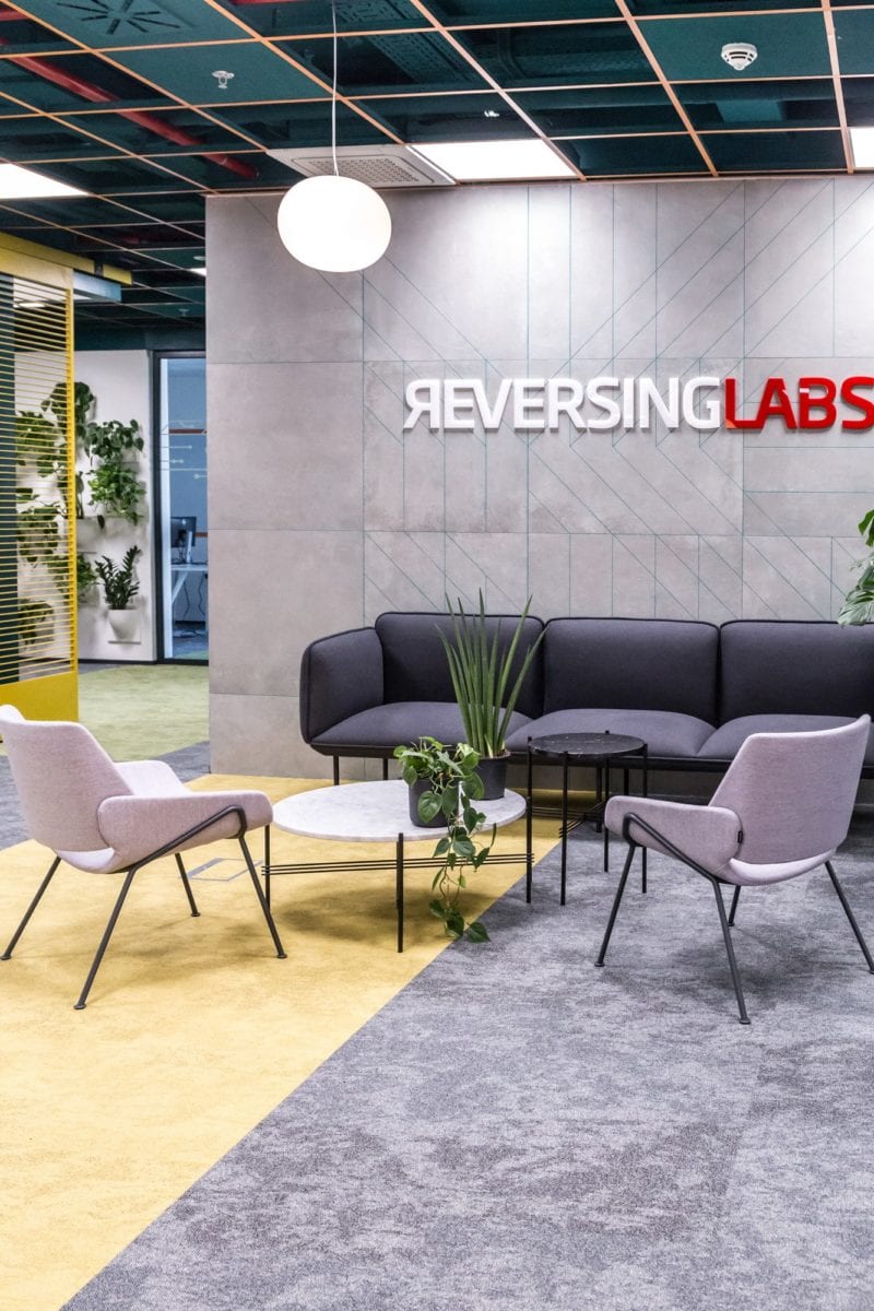 brigada-reversinglabs-uredi-radnicka-zagreb-18-800x1200